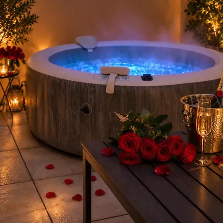 Private Luxury *